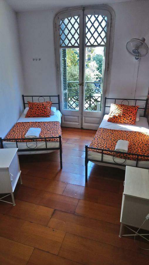 ברצלונה Diagonal House Hostel מראה חיצוני תמונה