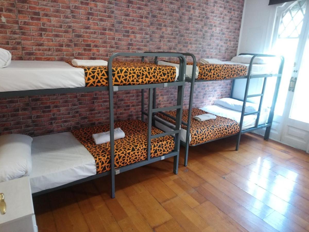 ברצלונה Diagonal House Hostel מראה חיצוני תמונה